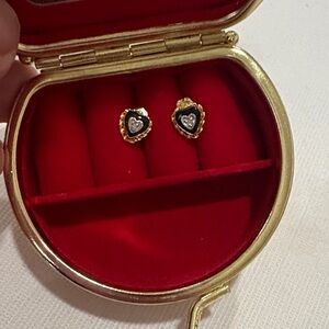 14K Diamond & Onyx Heart Stud Earrin. vintage